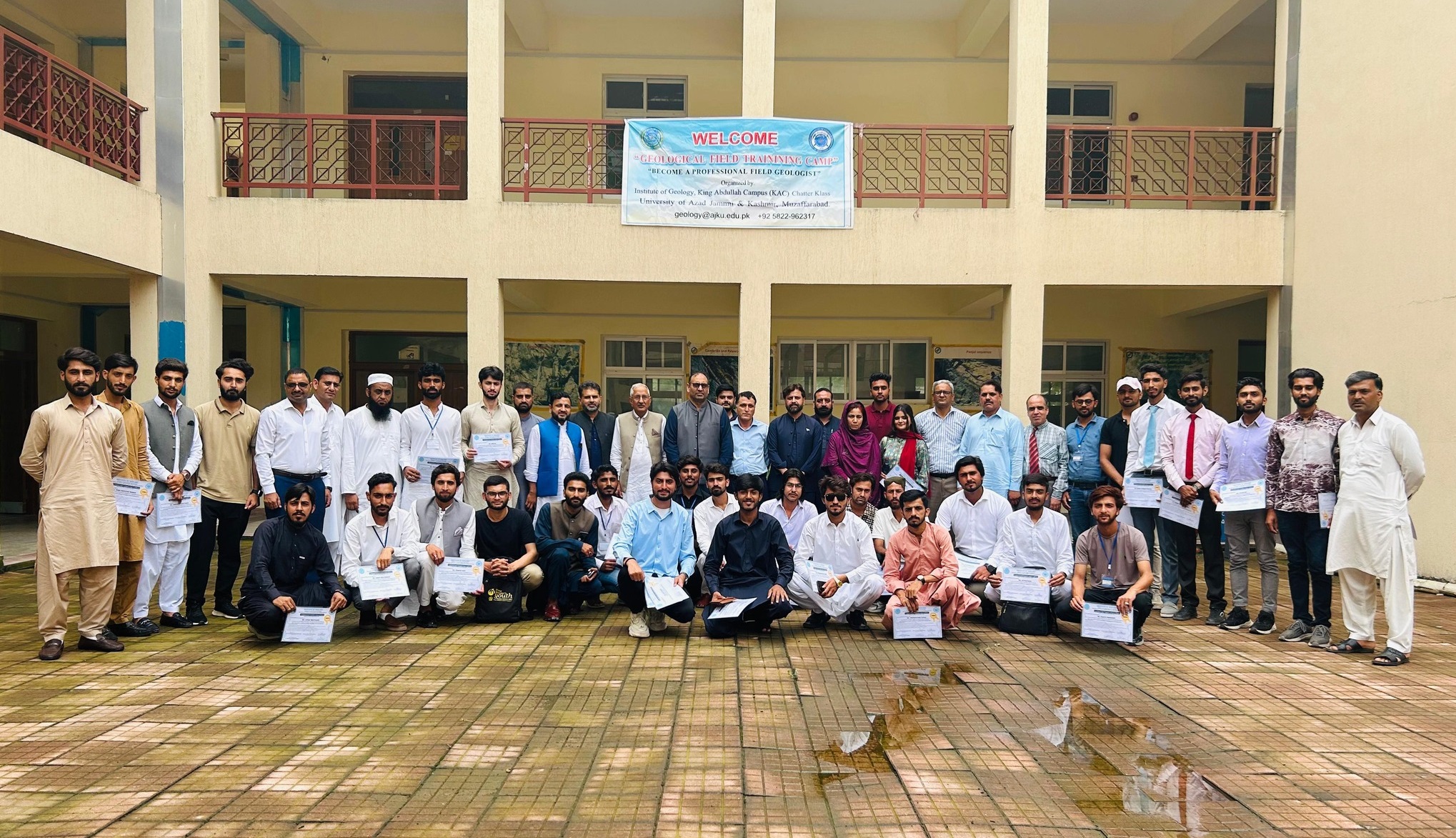 Geological Field Training Camp Successfully Concludes